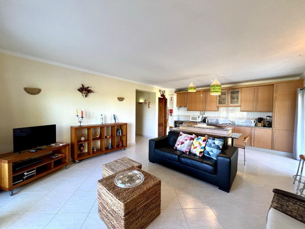 Alvor Paradise With Pool By Homing Exterior photo